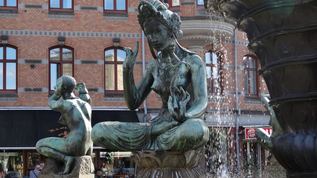 fontana degli oracoli a Goteborg