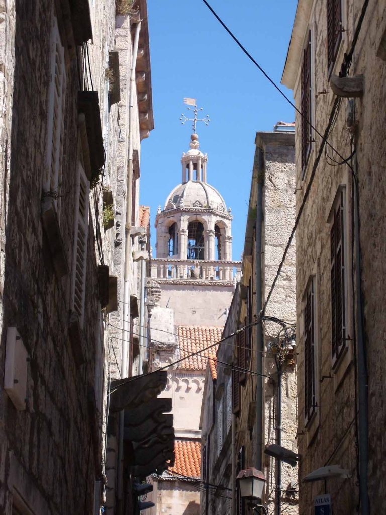 per le vie di Korcula