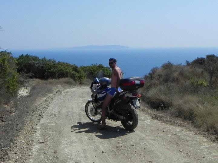 In Viaggio verso Istanbul Corfu Off road